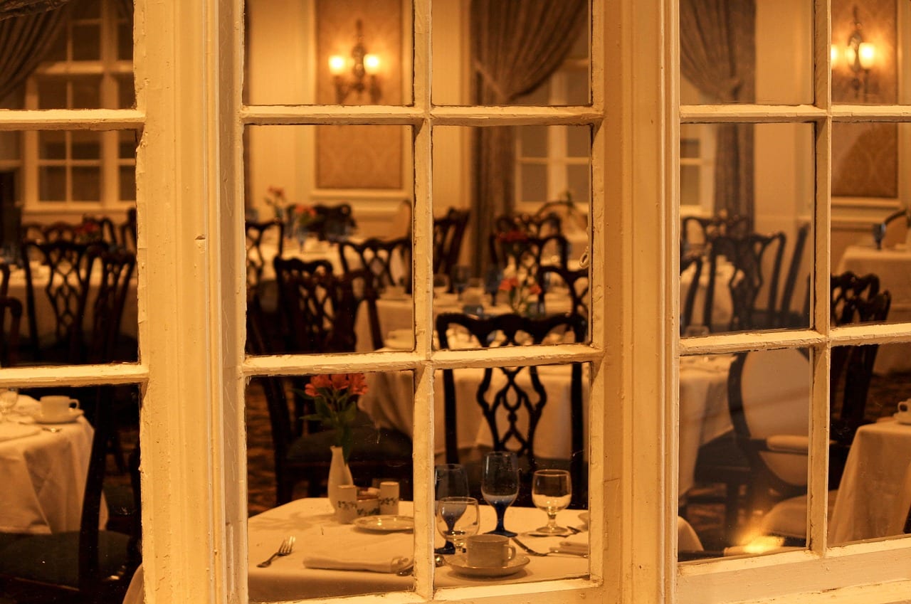 Sala di ristorante: un sito web per ristoranti porta prenotazioni ai tavoli